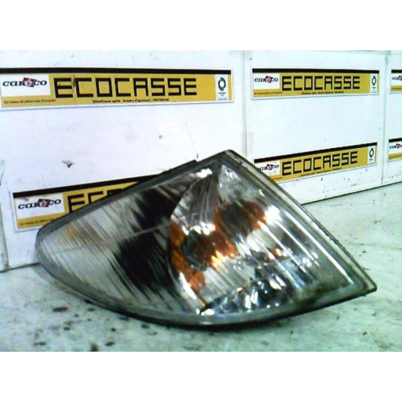 Optique avant secondaire droit (feux)(clignotant) MAZDA PREMACY