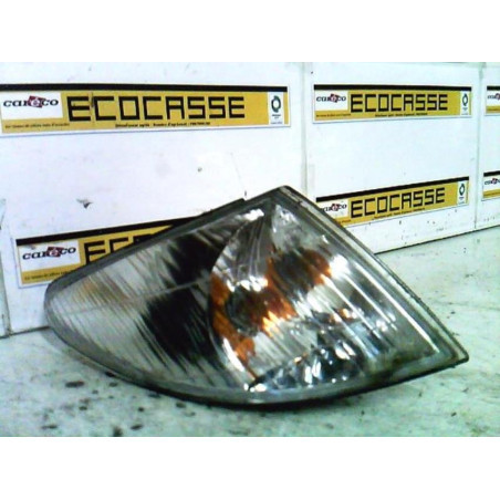 Optique avant secondaire droit (feux)(clignotant) MAZDA PREMACY Photo n°1