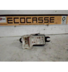 Interrupteur de leve vitre avant droit NISSAN MICRA 3