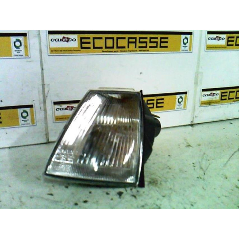 Optique avant secondaire gauche (feux)(clignotant) RENAULT CLIO 1