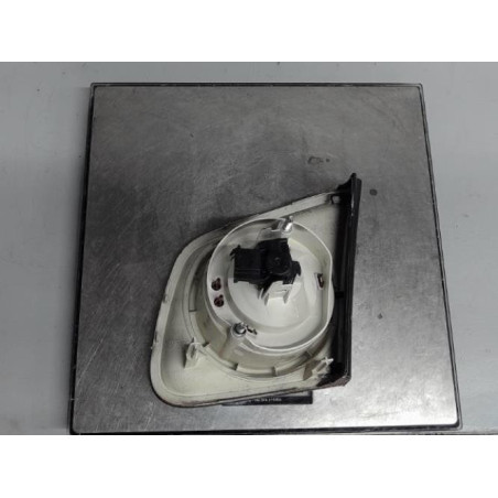 Feu arriere secondaire gauche (feux) VOLKSWAGEN JETTA 3