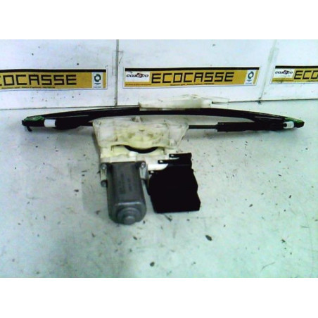 Moteur leve vitre arriere droit VOLKSWAGEN JETTA 3 Photo n°1