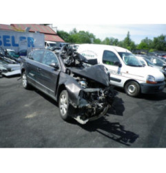 Feu arriere secondaire droit (feux) VOLKSWAGEN PASSAT 5 Photo n°3