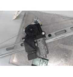 Moteur leve vitre avant droit MERCEDES CLASSE A 168 Photo n°4