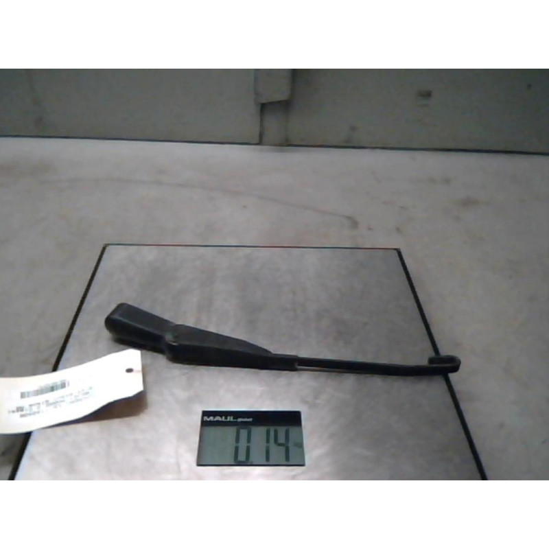 Bras essuie glace arriere HYUNDAI TRAJET