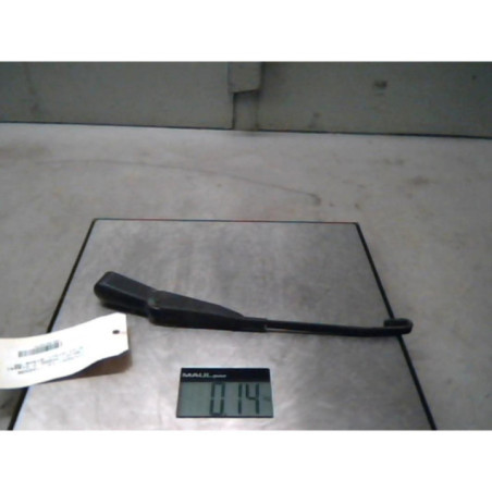Bras essuie glace arriere HYUNDAI TRAJET Photo n°1
