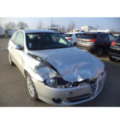 Feu arriere principal gauche (feux) ALFA ROMEO 147 Photo n°6
