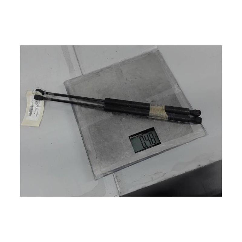 Verin de coffre RENAULT CLIO 1