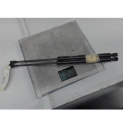 Verin de coffre RENAULT CLIO 1 Photo n°3