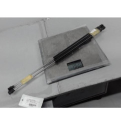 Verin de coffre CITROEN SAXO Photo n°3