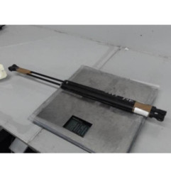 Verin de coffre CITROEN SAXO Photo n°1