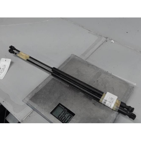 Verin de coffre CITROEN SAXO Photo n°1