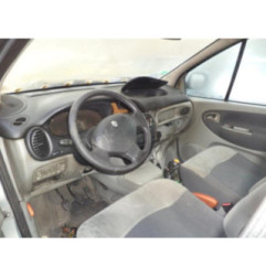 Optique avant principal gauche (feux)(phare) RENAULT SCENIC 1 Photo n°10