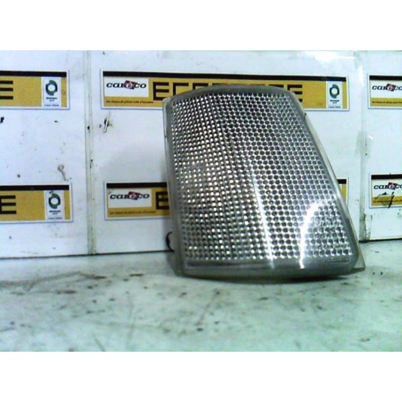 Optique avant secondaire droit (feux)(clignotant) RENAULT R25