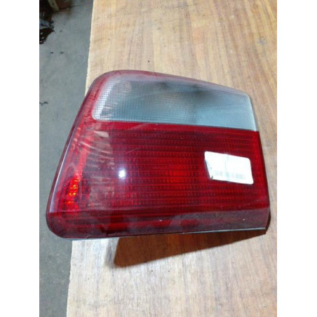 Feu arriere secondaire droit (feux) OPEL OMEGA B Photo n°1