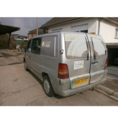 Compresseur clim MERCEDES CLASSE V 638 Photo n°9