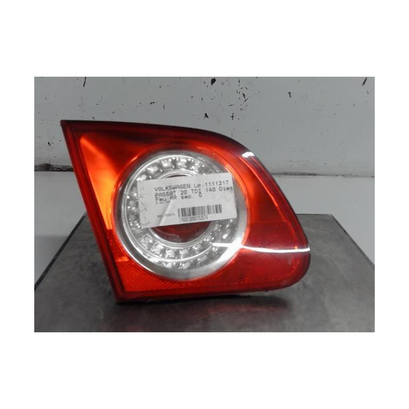 Feu arriere secondaire gauche (feux) VOLKSWAGEN PASSAT 5