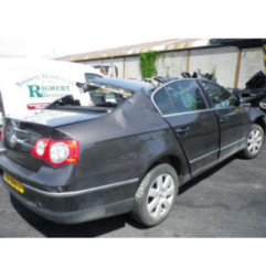 Feu arriere secondaire gauche (feux) VOLKSWAGEN PASSAT 5 Photo n°5