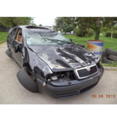 Feu arriere principal droit (feux) SKODA OCTAVIA 1 Photo n°3