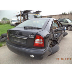 Feu arriere principal gauche (feux) SKODA OCTAVIA 1 Photo n°5