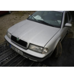 Feu arriere principal droit (feux) SKODA OCTAVIA 1 Photo n°3