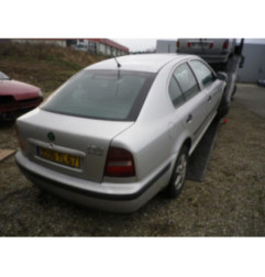 Feu arriere principal droit (feux) SKODA OCTAVIA 1 Photo n°5