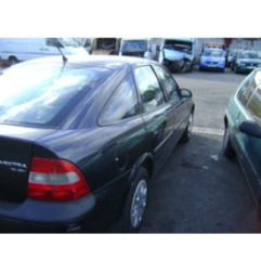 Retroviseur droit OPEL VECTRA B Photo n°10