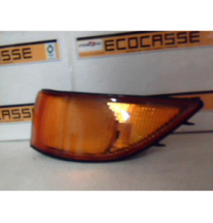 Optique avant secondaire gauche (feux)(clignotant) MITSUBISHI LANCER 3 Photo n°1