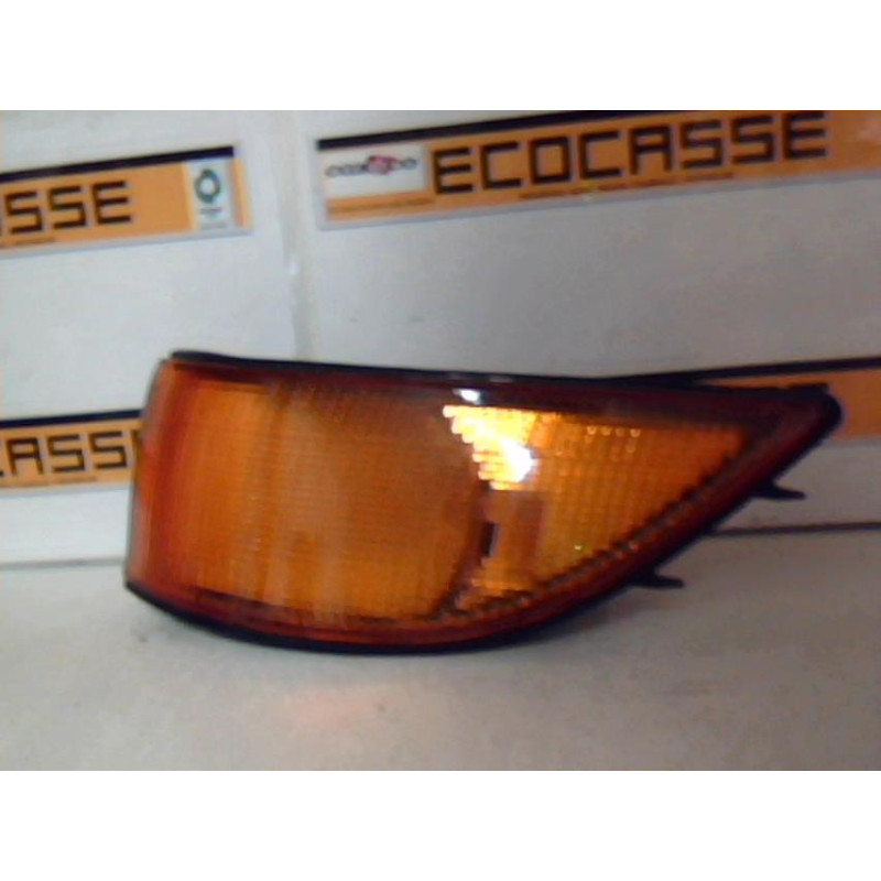 Optique avant secondaire gauche (feux)(clignotant) MITSUBISHI LANCER 3