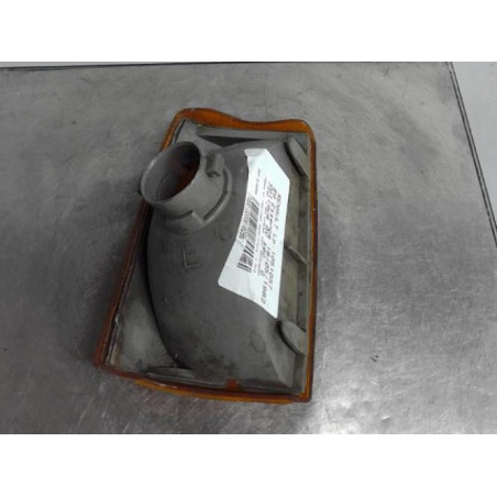 Optique avant secondaire gauche (feux)(clignotant) RENAULT R9