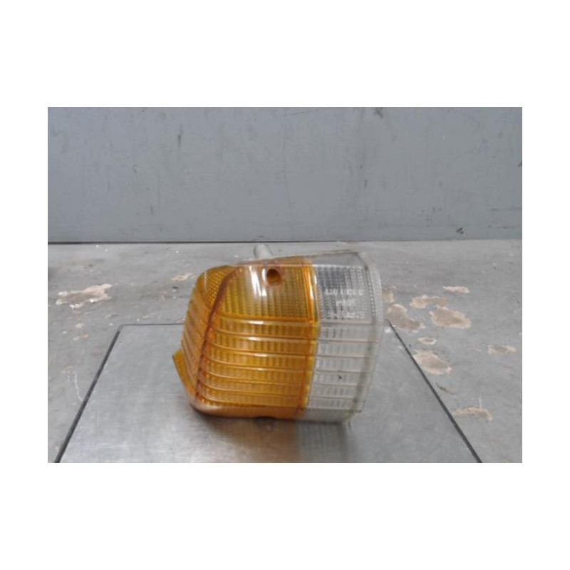 Optique avant secondaire droit (feux)(clignotant) PEUGEOT 305