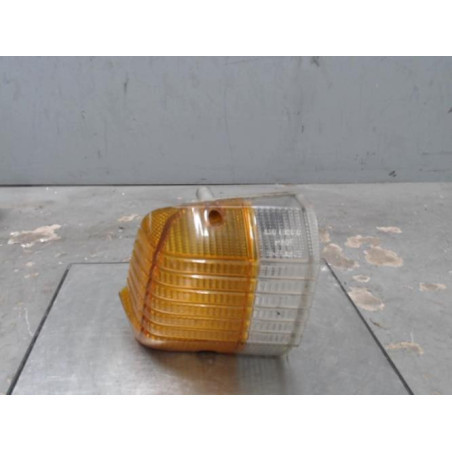 Optique avant secondaire droit (feux)(clignotant) PEUGEOT 305 Photo n°1