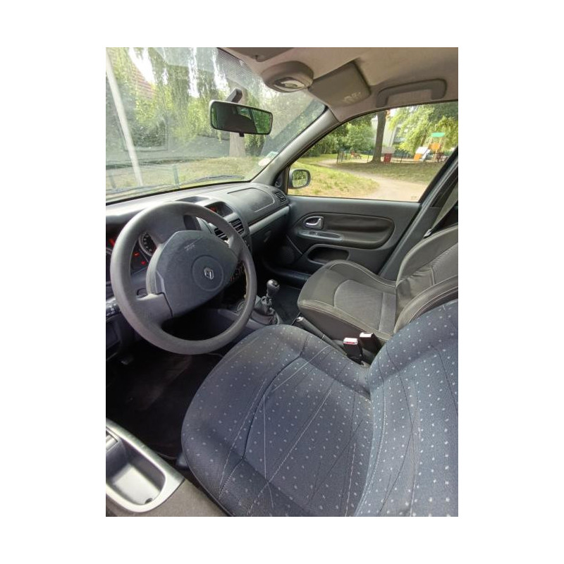 Porte avant gauche RENAULT CLIO 2 CAMPUS