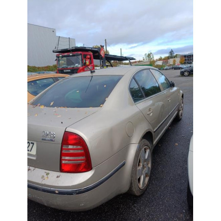 Pare soleil droit SKODA SUPERB 1