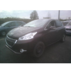 Vitre arriere droit PEUGEOT 208 1 Photo n°6