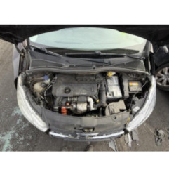 Vitre arriere droit PEUGEOT 208 1 Photo n°9