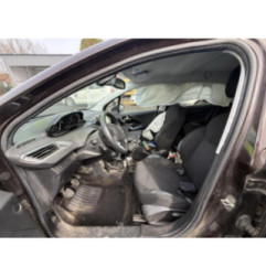 Vitre arriere droit PEUGEOT 208 1 Photo n°13