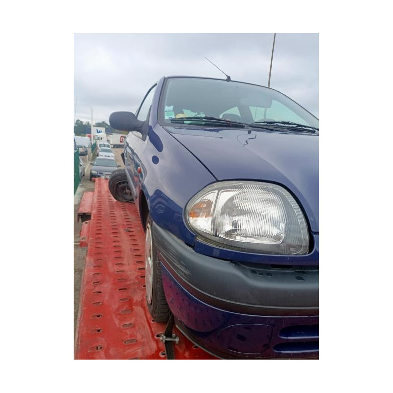 Retroviseur droit RENAULT CLIO 2