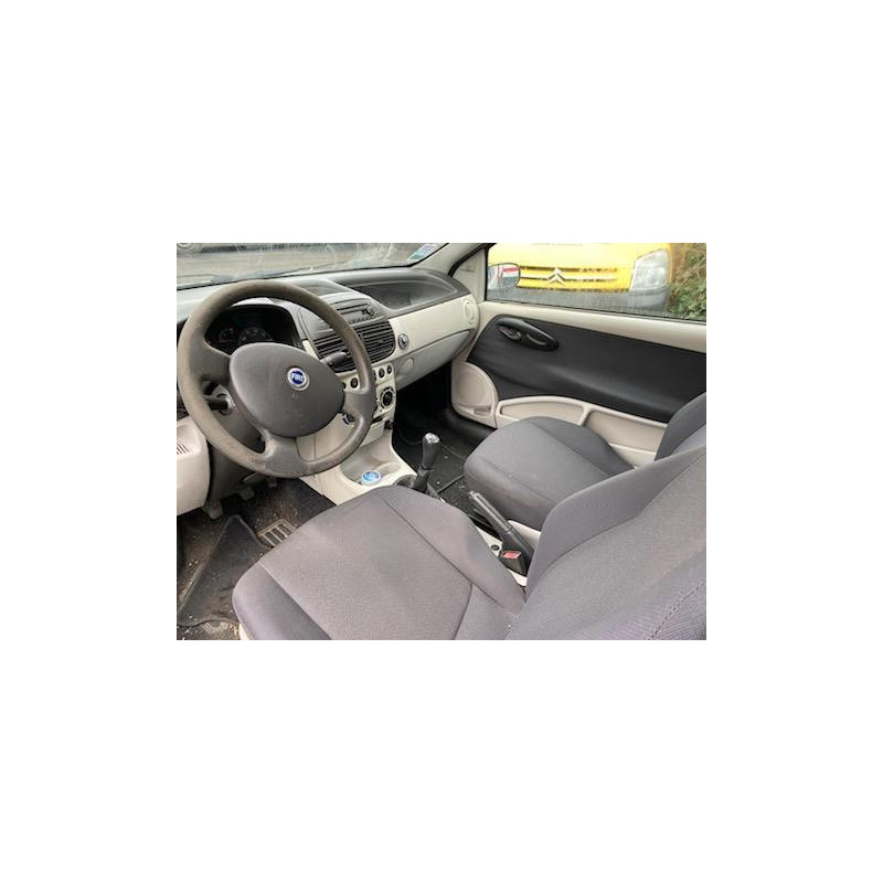 Pare choc arriere FIAT PUNTO 2