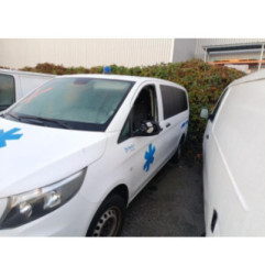 Moyeu avant gauche MERCEDES VITO 447 MIXTO Photo n°3