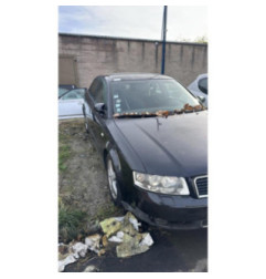 Platine feu arriere gauche AUDI A4 2 Photo n°1