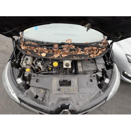 Attache ceinture avant droit RENAULT GRAND SCENIC 4