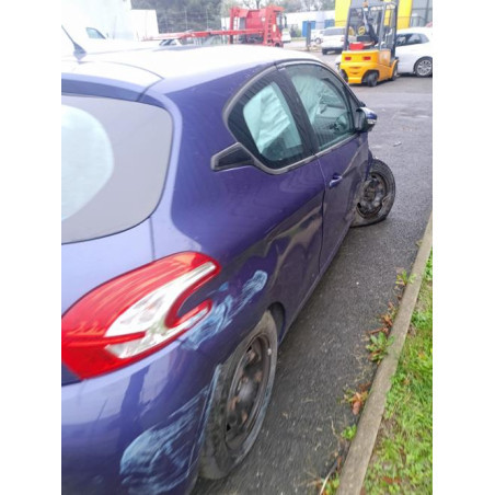 Verin de coffre PEUGEOT 208 1