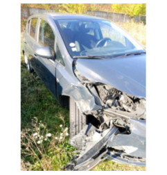 Moyeu avant gauche OPEL CORSA E Photo n°1