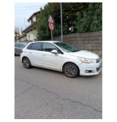 Pare boue arriere droit CITROEN C4 2 Photo n°4