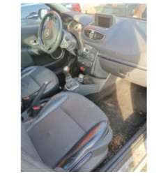 Attache ceinture avant droit RENAULT CLIO 3 Photo n°3