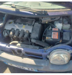 Pare choc avant RENAULT TWINGO 1 Photo n°7