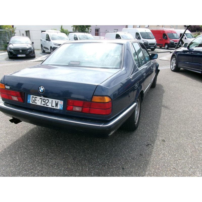 BMW SERIE 7 E32 730i 3.0i - 32V V8