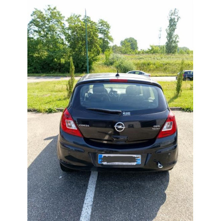 Ceinture avant droit OPEL CORSA D