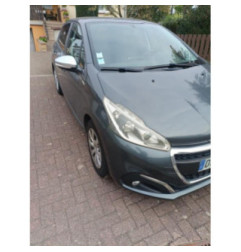 Feu arriere stop central PEUGEOT 208 1 Photo n°5